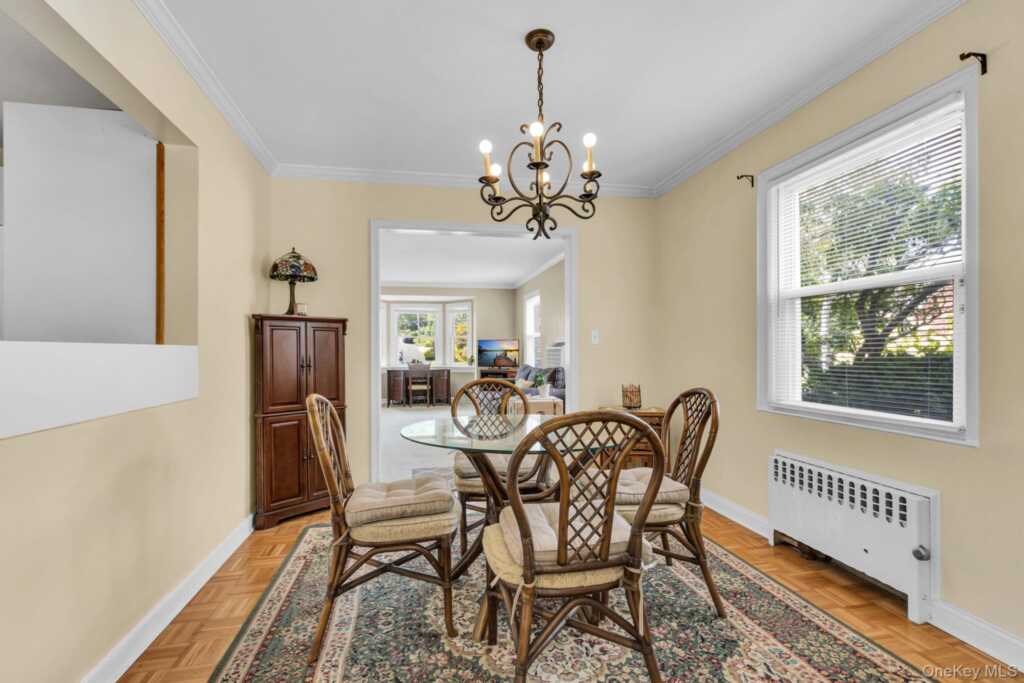 14 Coralyn Avenue, White Plains, NY 10605 - Photo 11 of 42