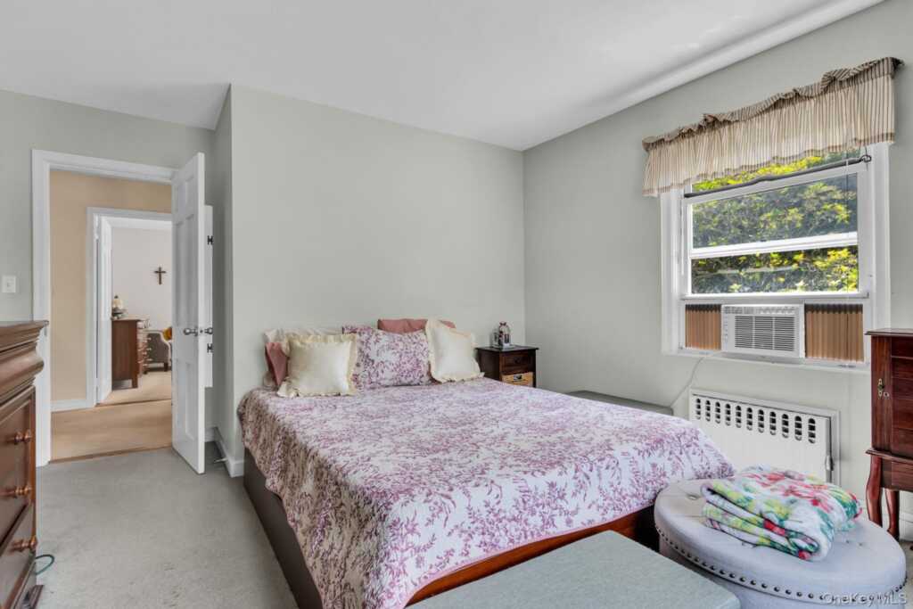 14 Coralyn Avenue, White Plains, NY 10605 - Photo 20 of 42