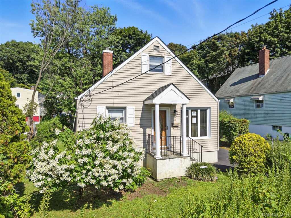 56 Independence Street, White Plains, NY 10606 - Photo 5 of 26