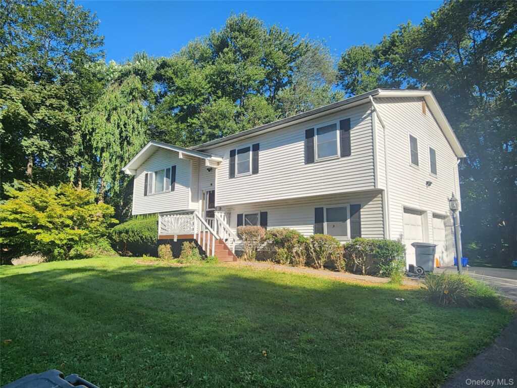 1 Nickolaus Lane, Nanuet, NY 10954 - Photo 3 of 37