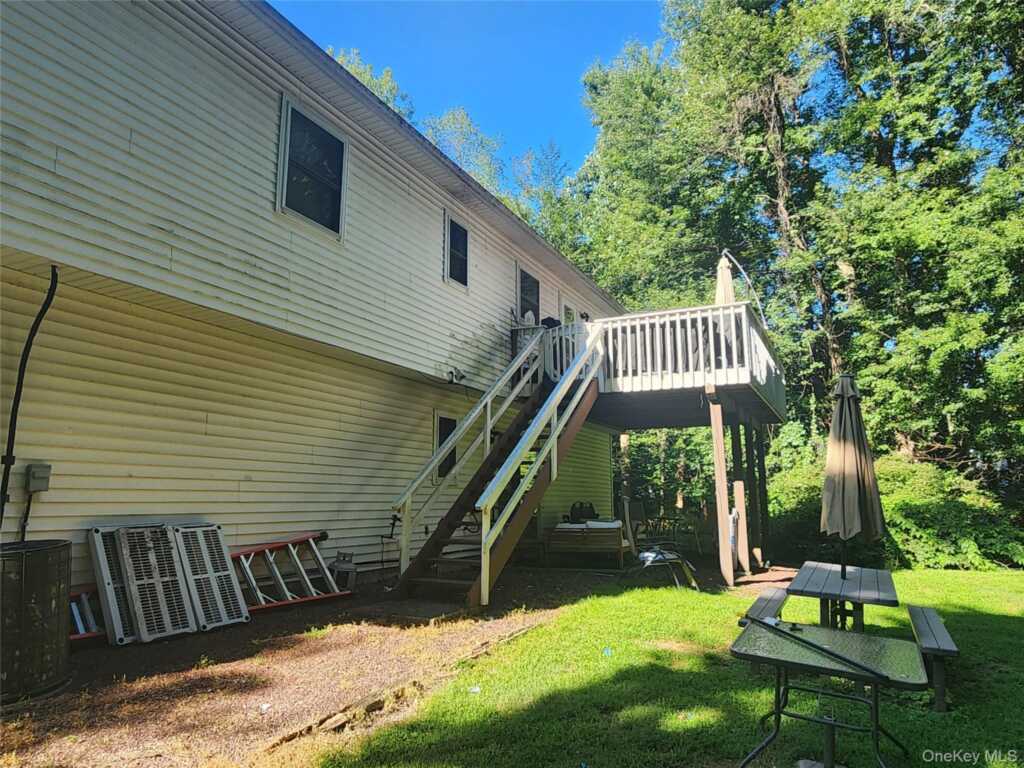 1 Nickolaus Lane, Nanuet, NY 10954 - Photo 35 of 37