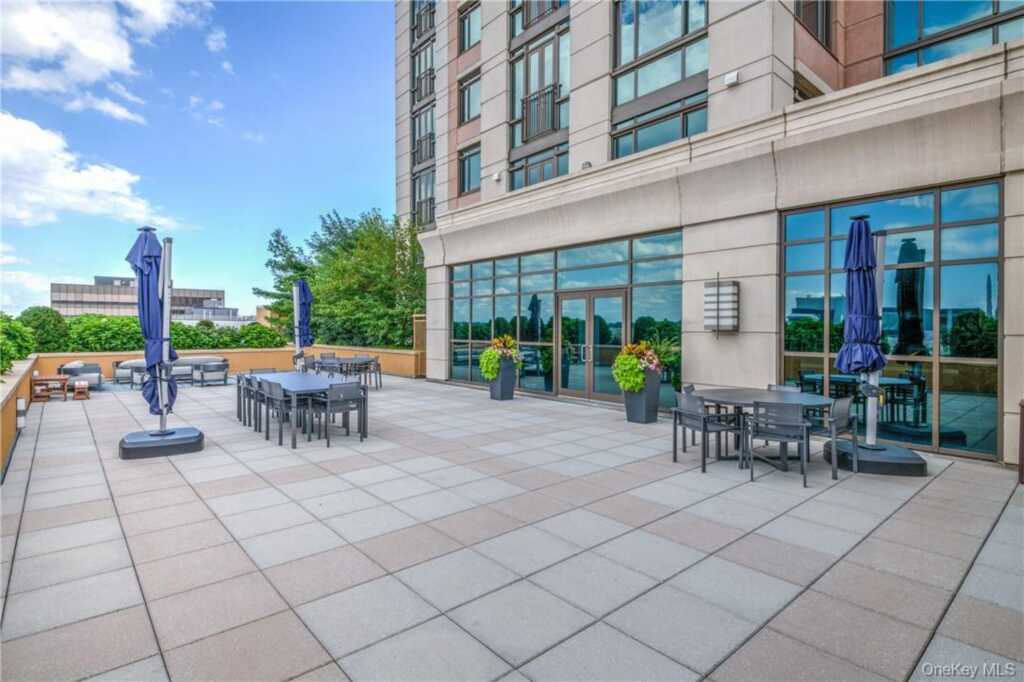 175 Huguenot Street, Unit #2203, New Rochelle, NY 10801 - Photo 23 of 33