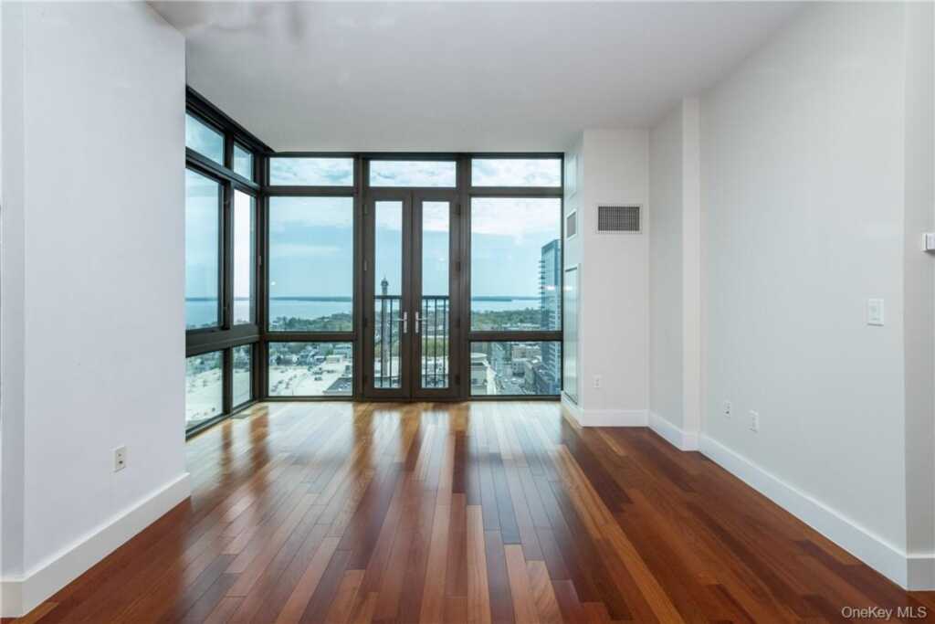 175 Huguenot Street, Unit #2203, New Rochelle, NY 10801 - Photo 7 of 33