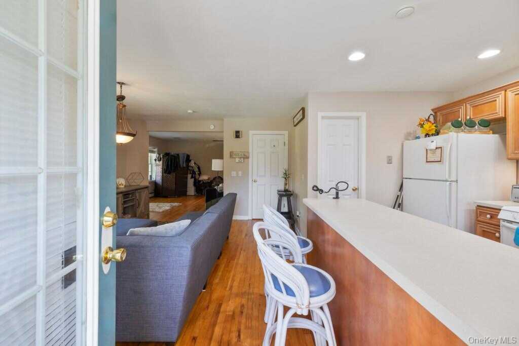 30 Chestnut St, , NY Street, Stony Point, NY 10980 - Photo 5 of 34