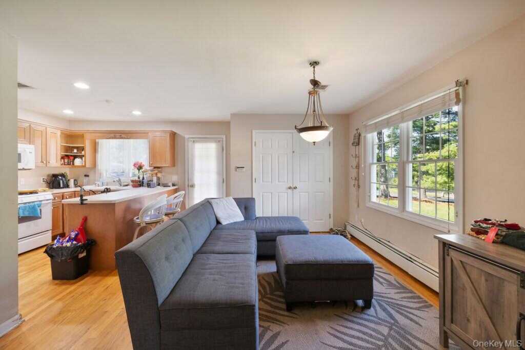30 Chestnut St, , NY Street, Stony Point, NY 10980 - Photo 9 of 34