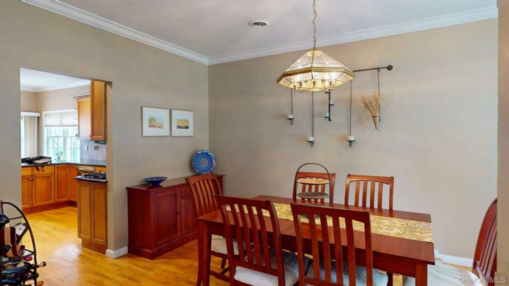 20 Palisades Avenue, Nanuet, NY 10954 - Photo 11 of 37