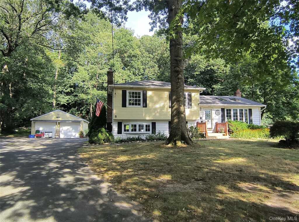 8 Beech Street, Nanuet, NY 10954 - Photo 41 of 45