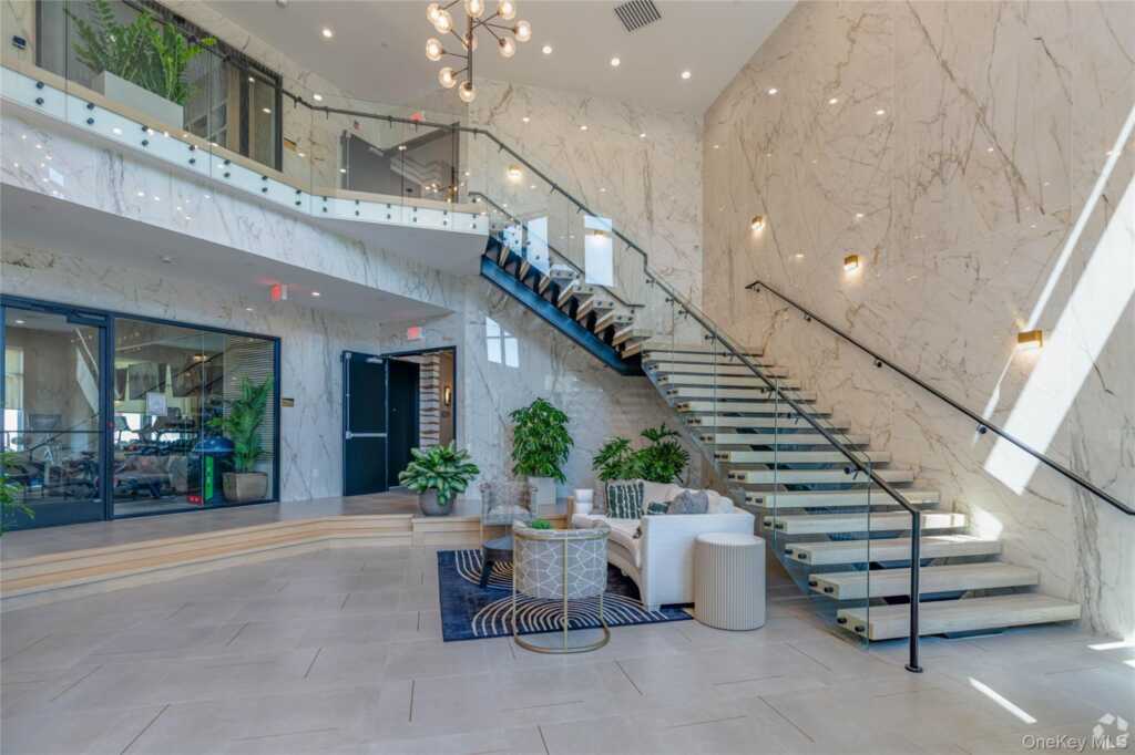 15 Washington Avenue, Unit #102, Suffern, NY 10901 - Photo 6 of 31