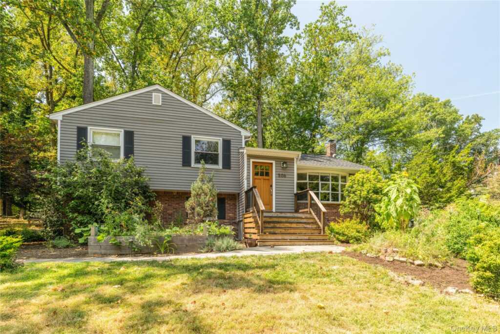 506 Midland Avenue, Nyack, NY 10960 - Photo 2 of 41