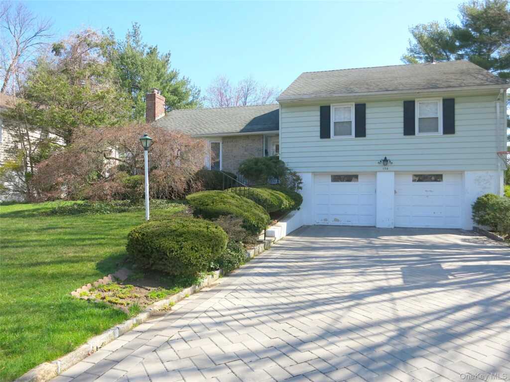 174 Waverly Road, New Rochelle, NY 10583
