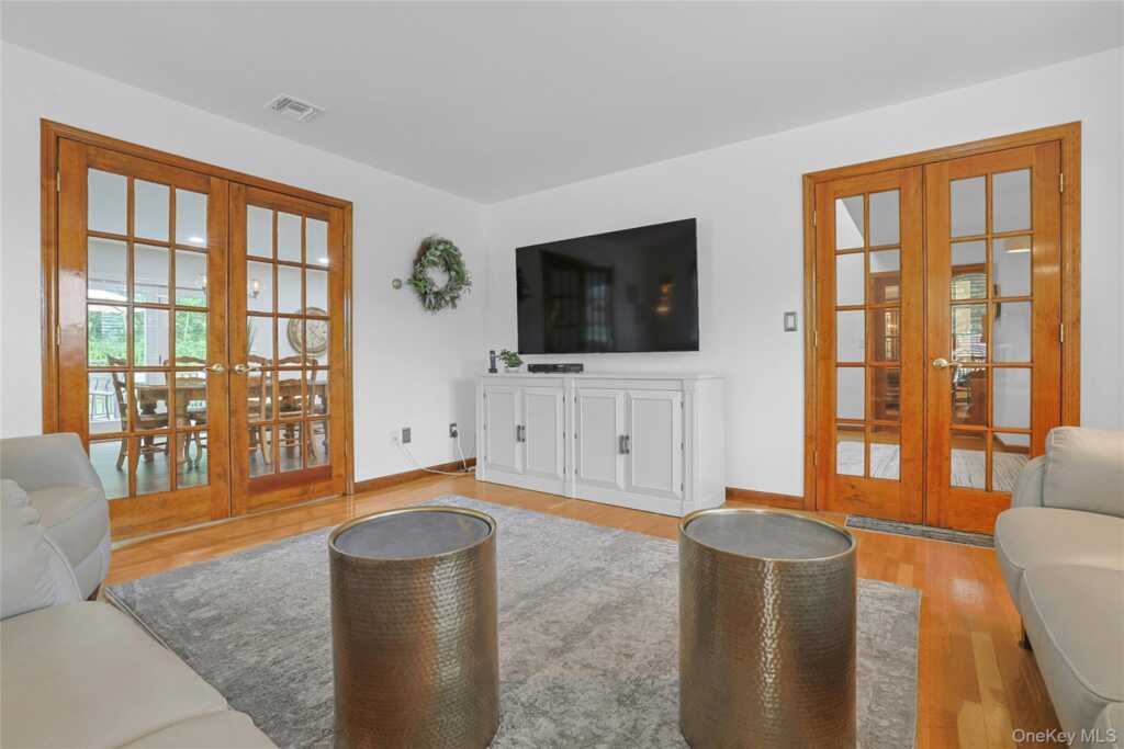 55 Burda Lane, New City, NY 10956 - Photo 17 of 39