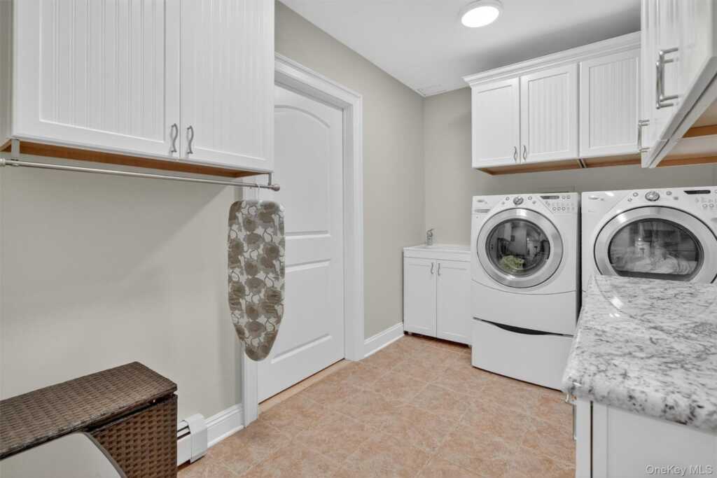 6 Gail Drive, New City, NY 10956 - Photo 43 of 49
