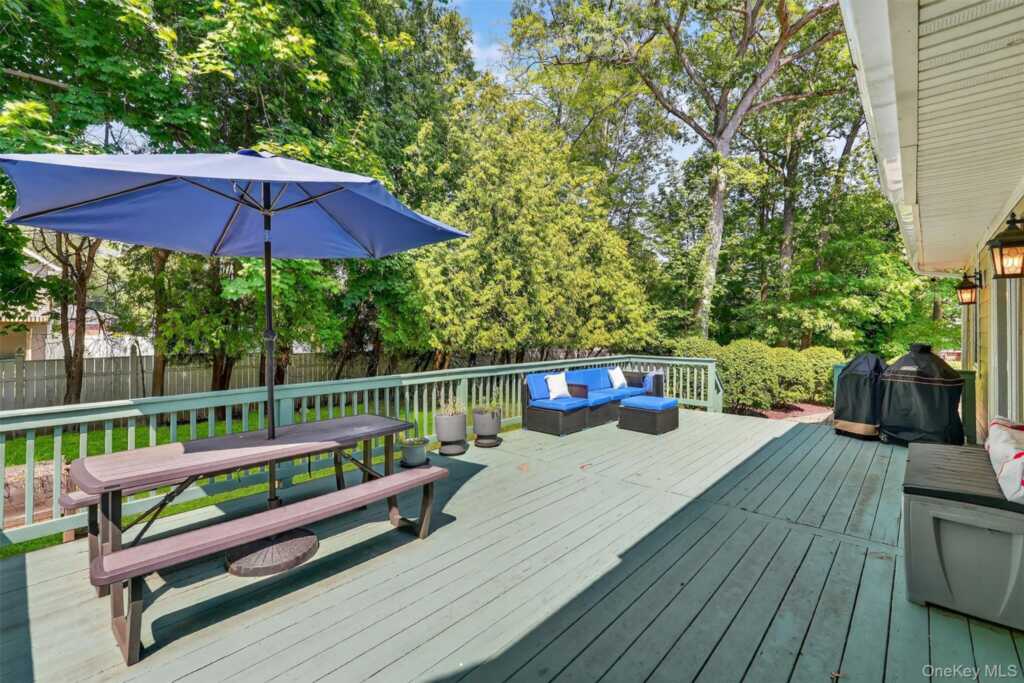 6 Gail Drive, New City, NY 10956 - Photo 46 of 49