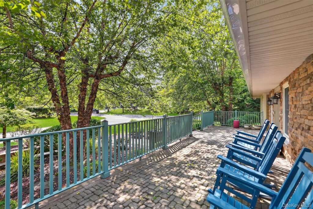 6 Gail Drive, New City, NY 10956 - Photo 5 of 49