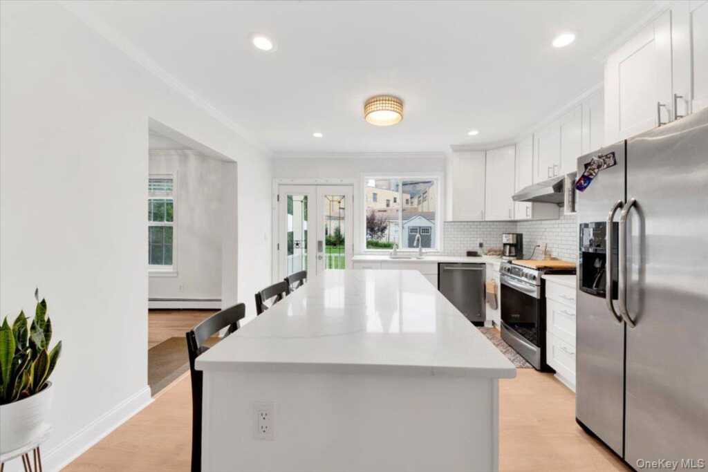 420 William Street, Rye, NY 10573 - Photo 7 of 34