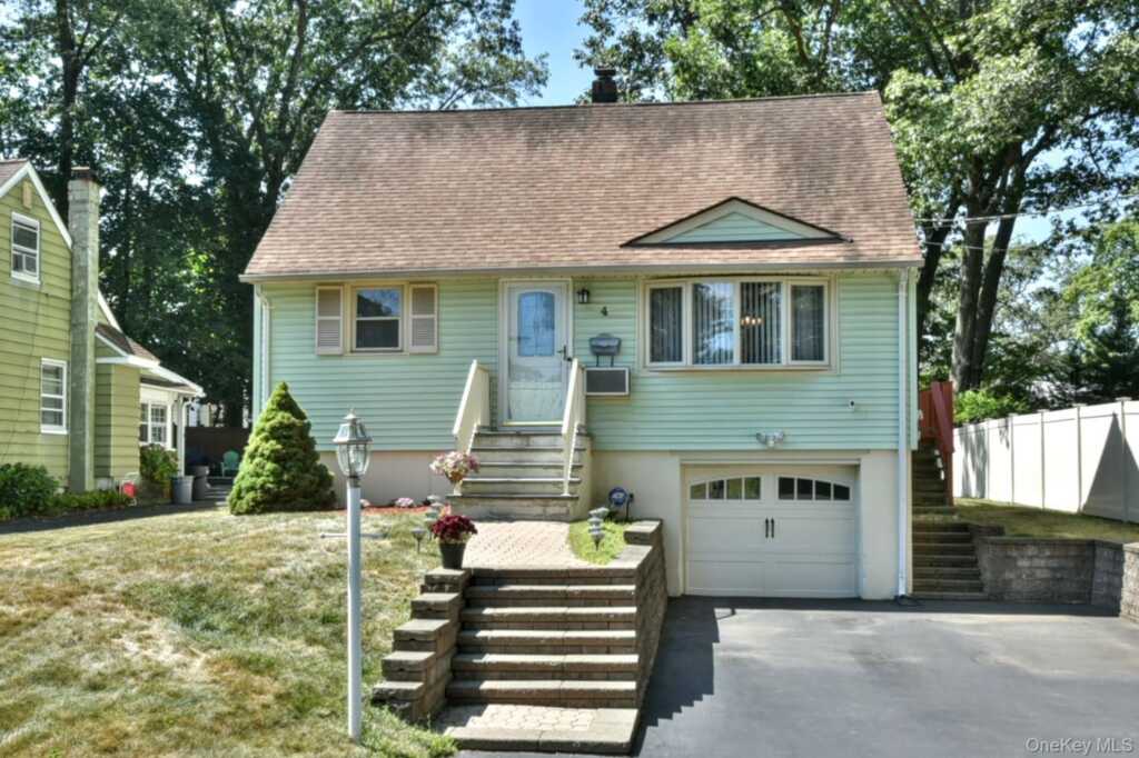 4 Terrace Avenue, Suffern, NY 10901