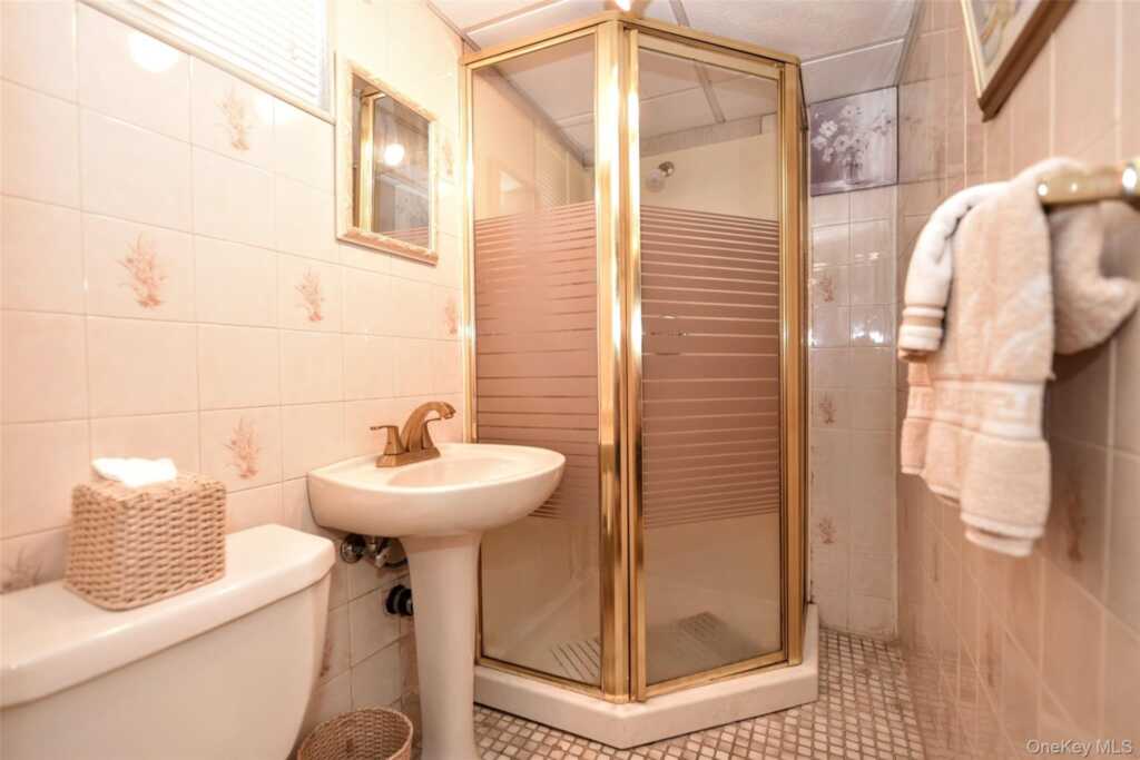 4 Terrace Avenue, Suffern, NY 10901 - Photo 22 of 29