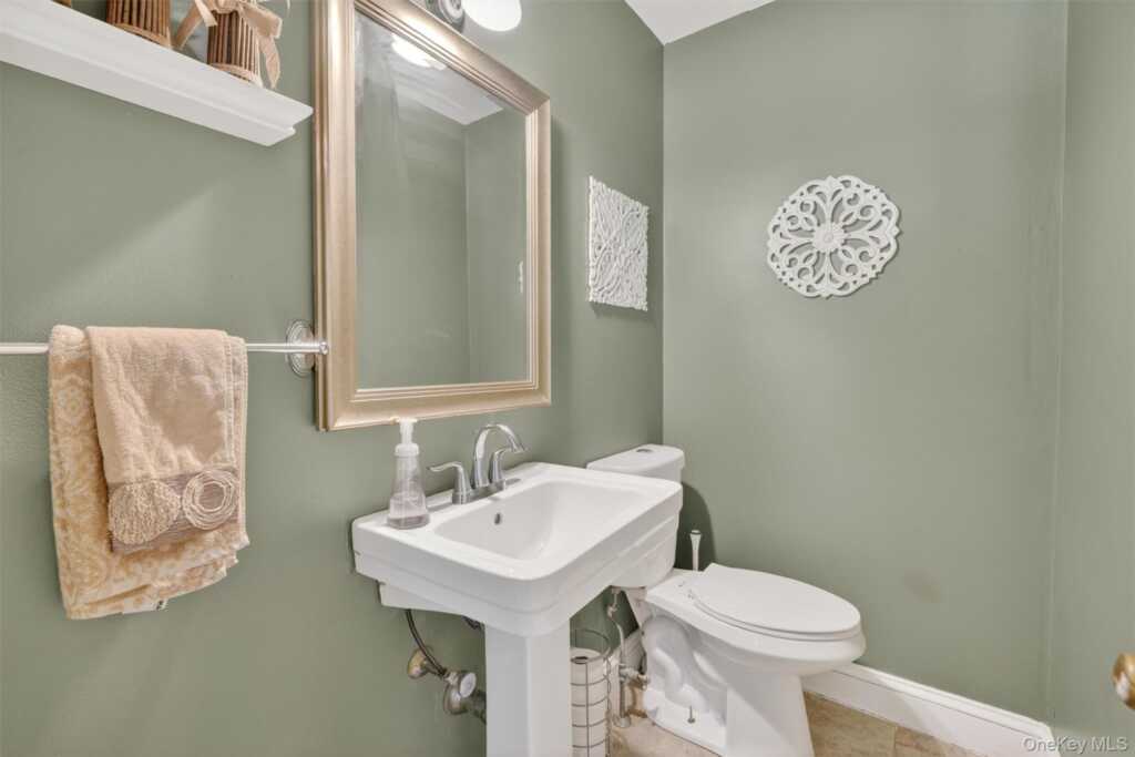 25 Jay Street, Stony Point, NY 10980 - Photo 20 of 48