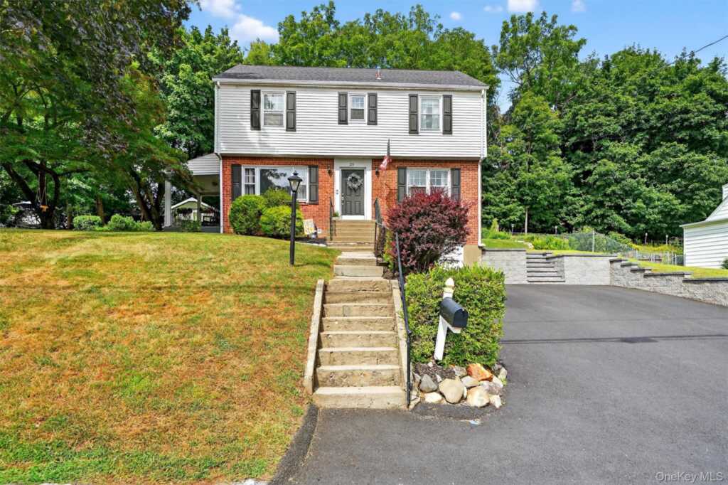 25 Jay Street, Stony Point, NY 10980 - Photo 3 of 48