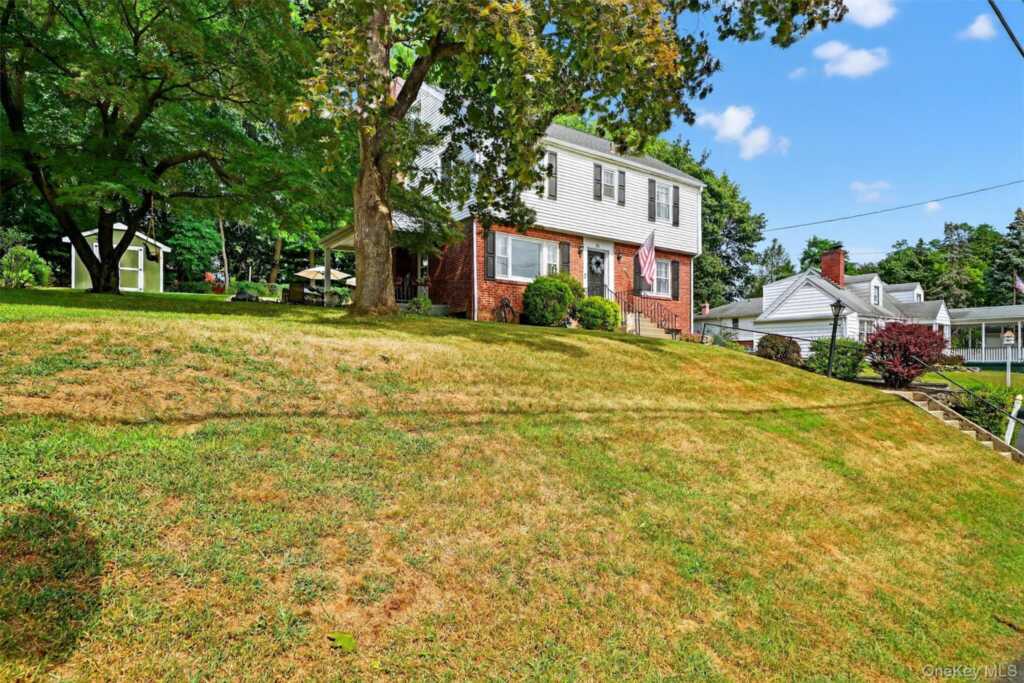 25 Jay Street, Stony Point, NY 10980 - Photo 5 of 48
