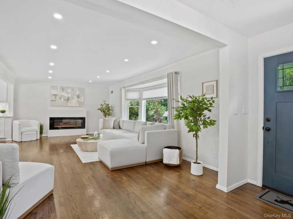 43 Amherst Drive, New Rochelle, NY 10804 - Photo 19 of 50