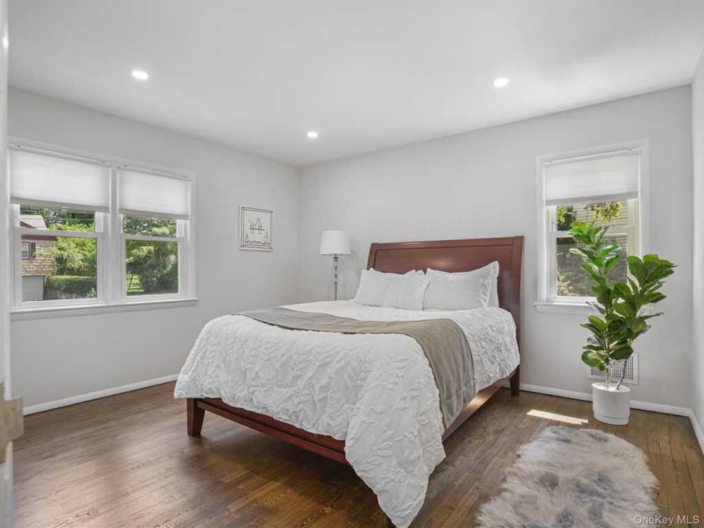 43 Amherst Drive, New Rochelle, NY 10804 - Photo 30 of 50