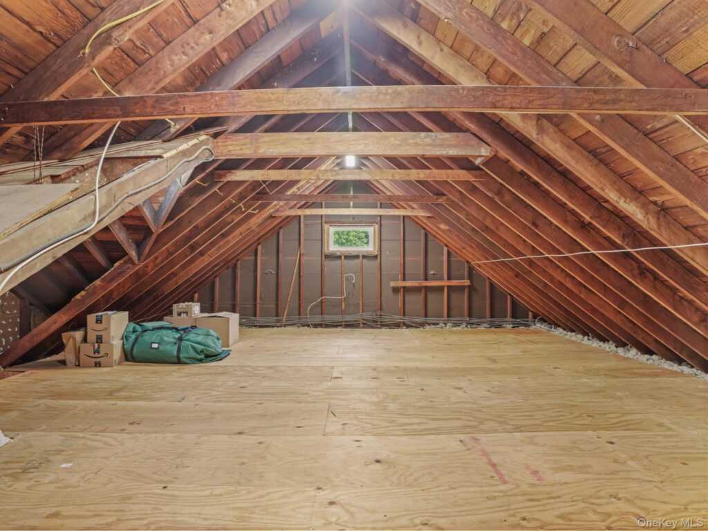 43 Amherst Drive, New Rochelle, NY 10804 - Photo 39 of 50