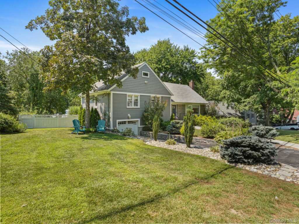 43 Amherst Drive, New Rochelle, NY 10804 - Photo 40 of 50