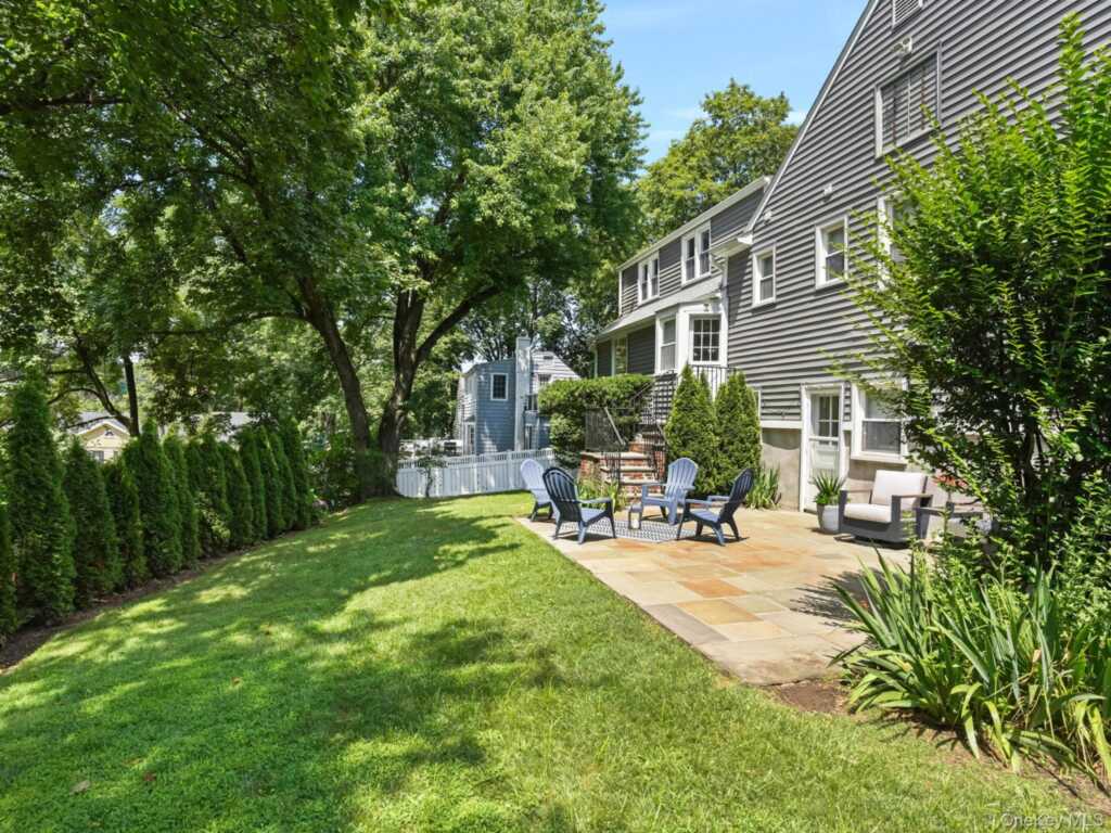 43 Amherst Drive, New Rochelle, NY 10804 - Photo 42 of 50
