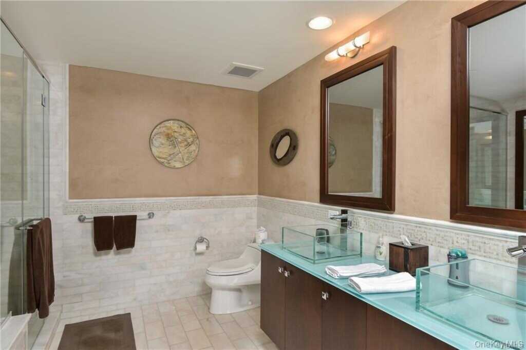 1 Renaissance, Unit #V9E, White Plains, NY 10601 - Photo 10 of 14