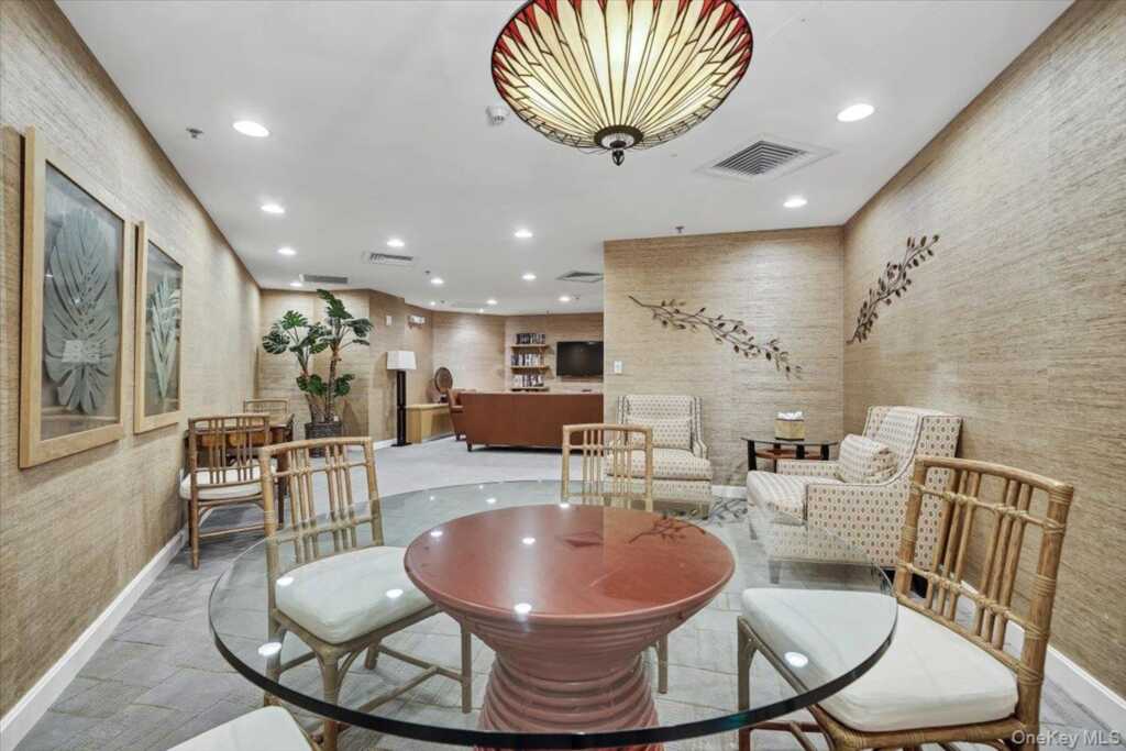 1 Renaissance, Unit #V9E, White Plains, NY 10601 - Photo 14 of 14