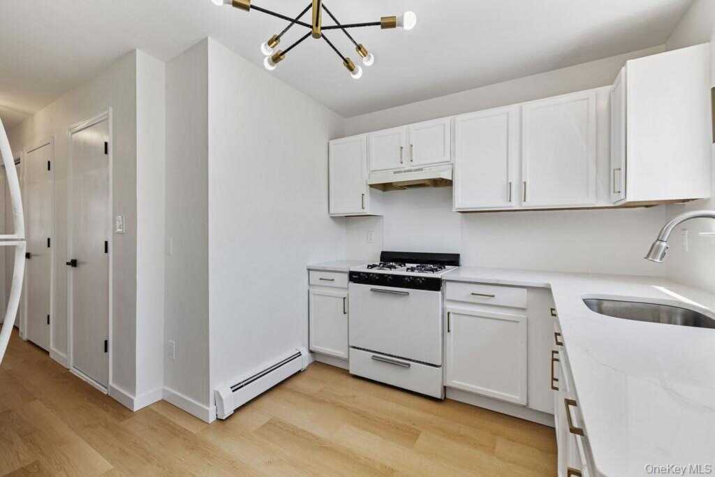180 Depew Avenue, Nyack, NY 10960 - Photo 15 of 34