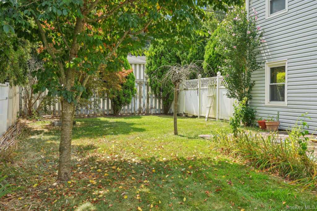 152 Lake Road, Valley Cottage, NY 10989 - Photo 30 of 30