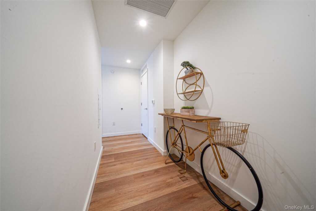 50 Clinton Place, Unit #Locust Street, New Rochelle, NY 10804 - Photo 8 of 15