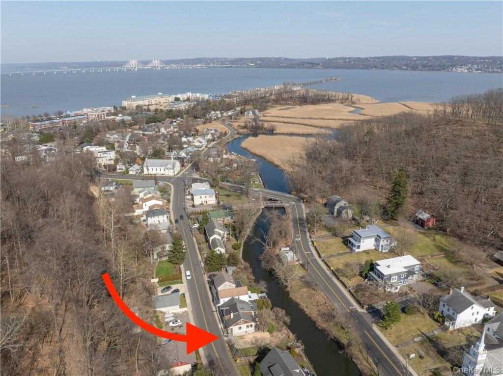 351 Piermont Avenue, Piermont, NY 10968 - Photo 2 of 39