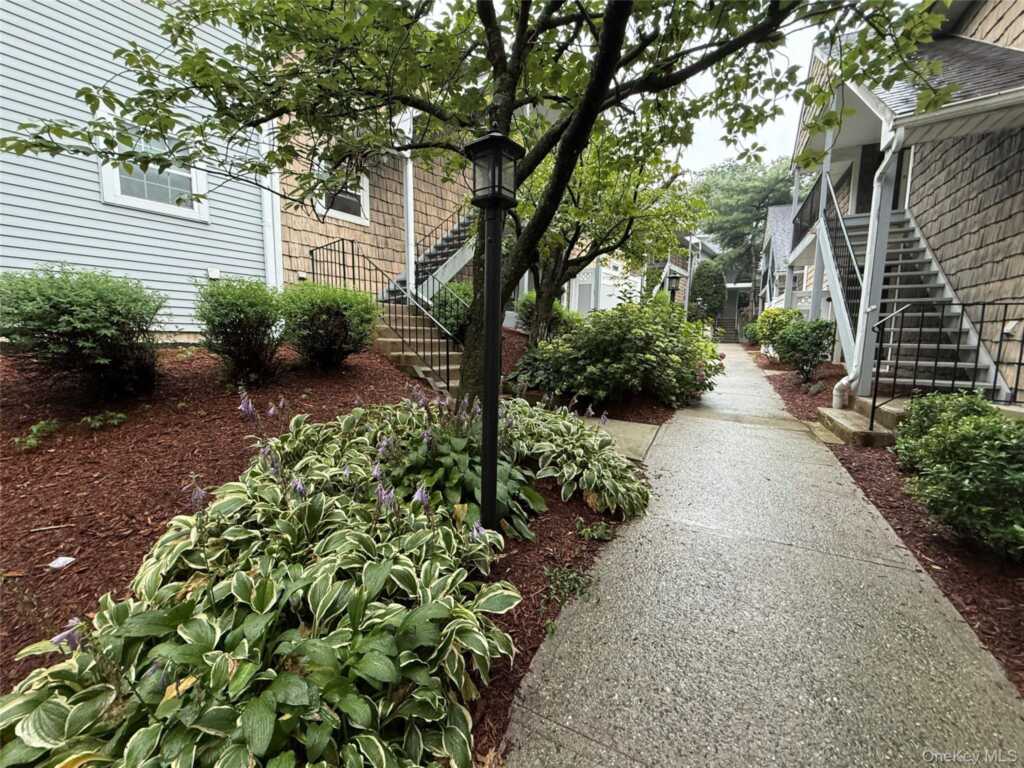 130 Kensico Avenue, Unit #19, White Plains, NY 10604