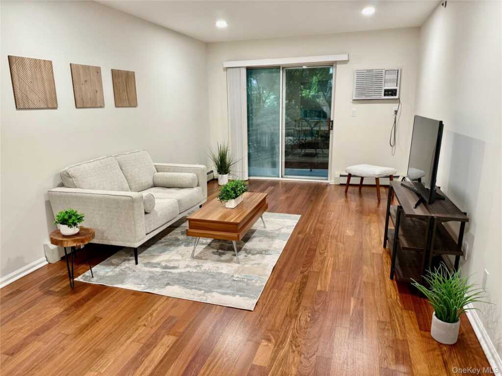130 Kensico Avenue, Unit #19, White Plains, NY 10604 - Photo 10 of 30