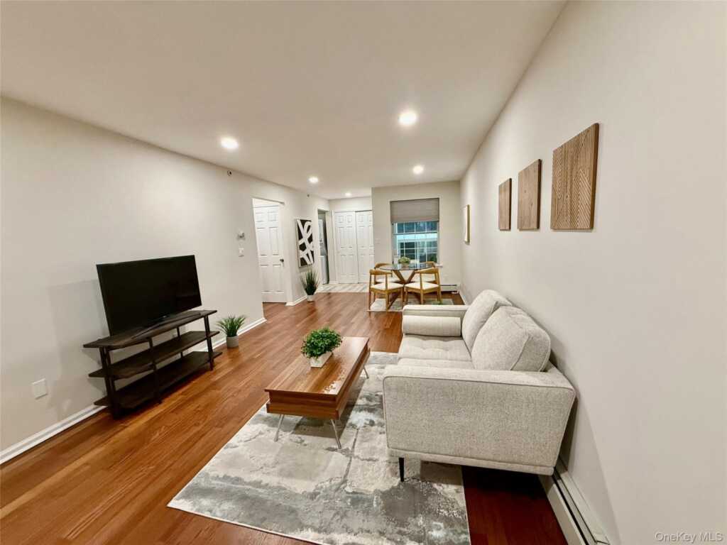 130 Kensico Avenue, Unit #19, White Plains, NY 10604 - Photo 12 of 30