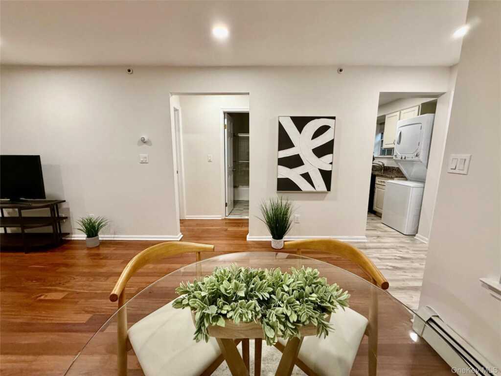 130 Kensico Avenue, Unit #19, White Plains, NY 10604 - Photo 8 of 30