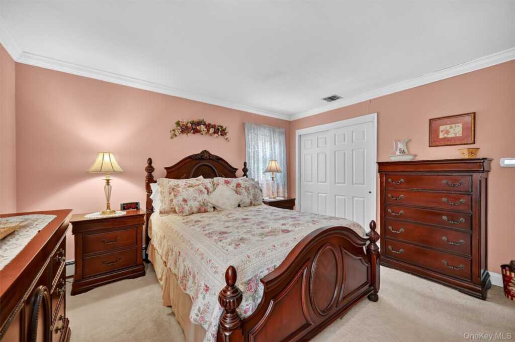 6 Danlyn Court, New City, NY 10956 - Photo 24 of 50