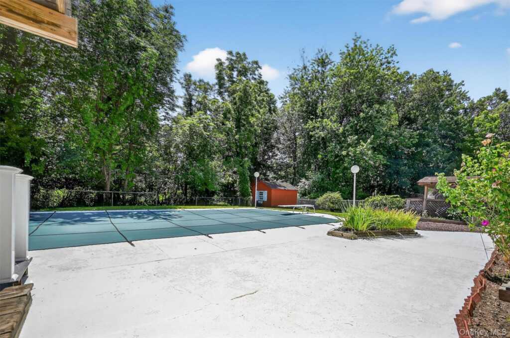 6 Danlyn Court, New City, NY 10956 - Photo 44 of 50