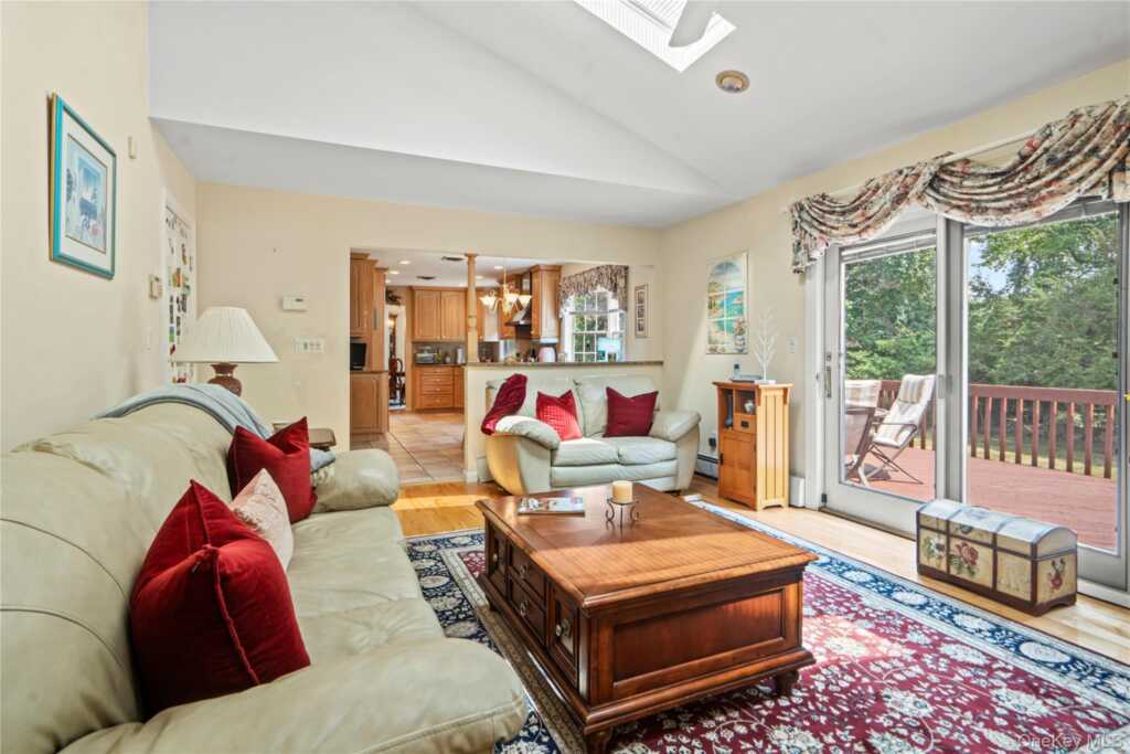 8 Ungava Drive, New City, NY 10956 - Photo 12 of 33