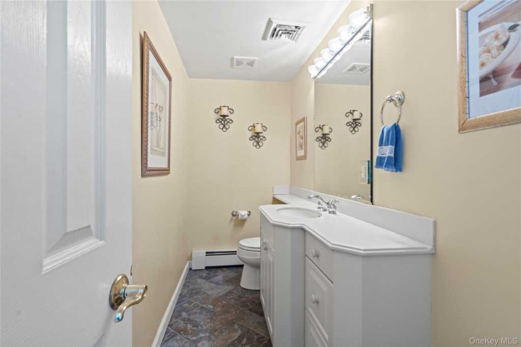8 Ungava Drive, New City, NY 10956 - Photo 13 of 33