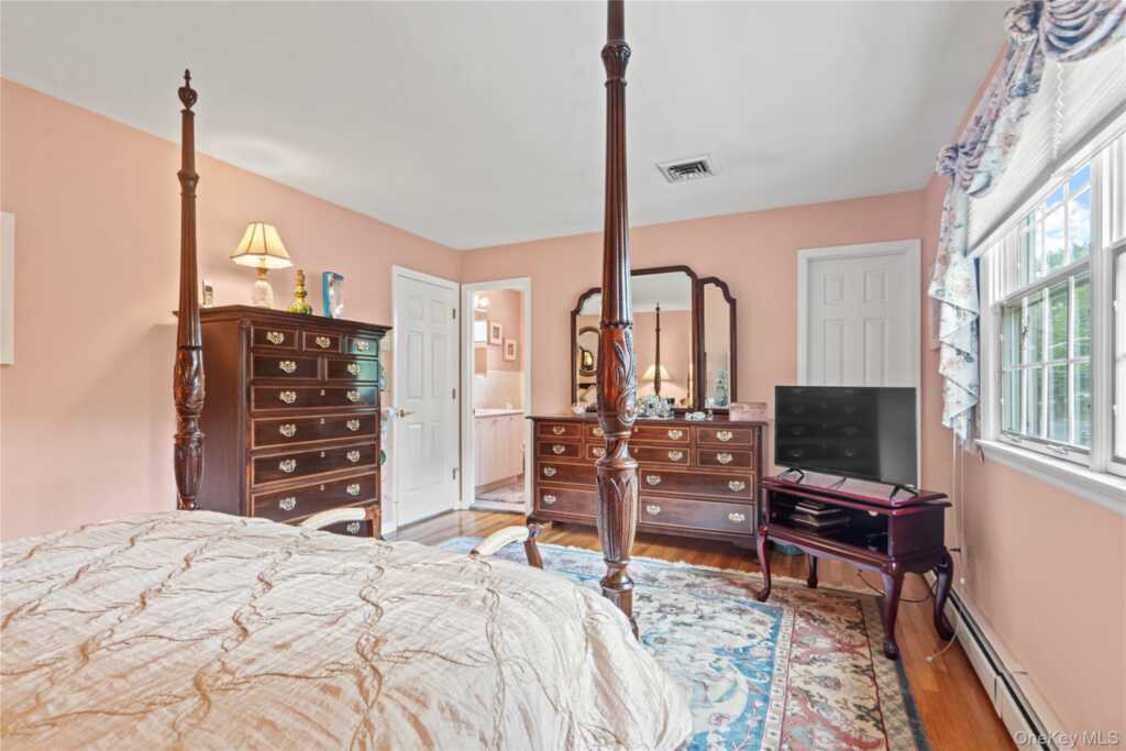 8 Ungava Drive, New City, NY 10956 - Photo 16 of 33