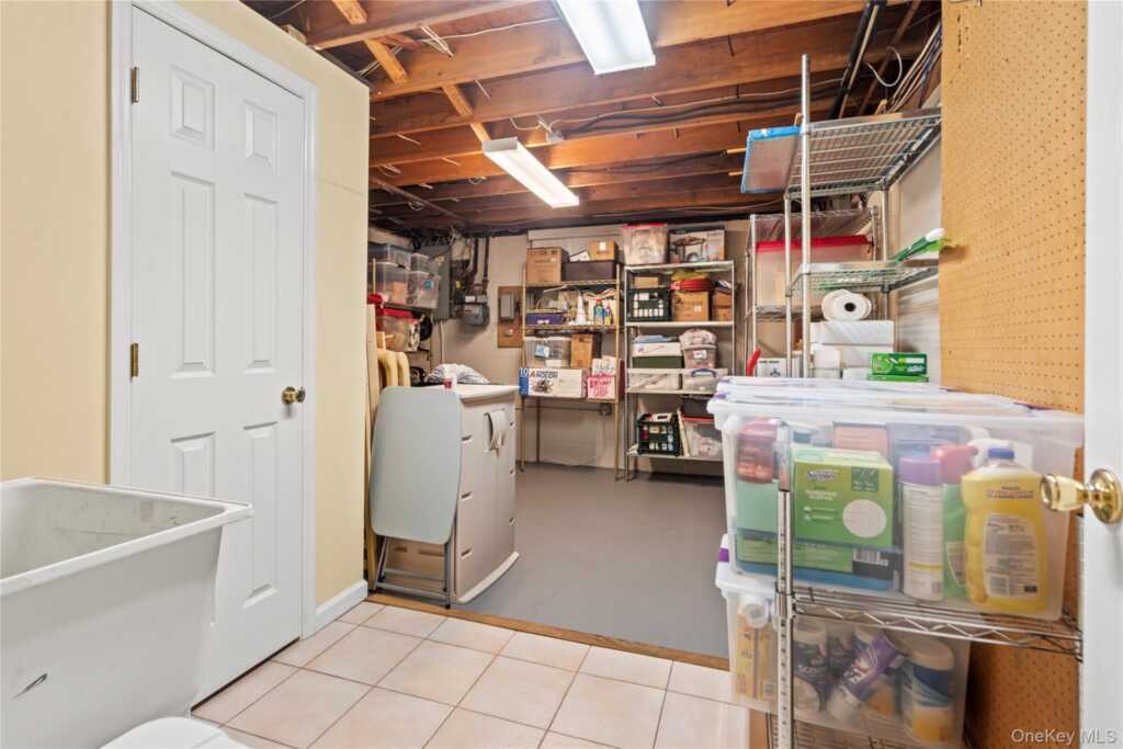 8 Ungava Drive, New City, NY 10956 - Photo 26 of 33