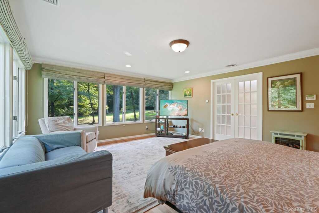 11 Old Phillips Hill Road, New City, NY 10956 - Photo 17 of 44