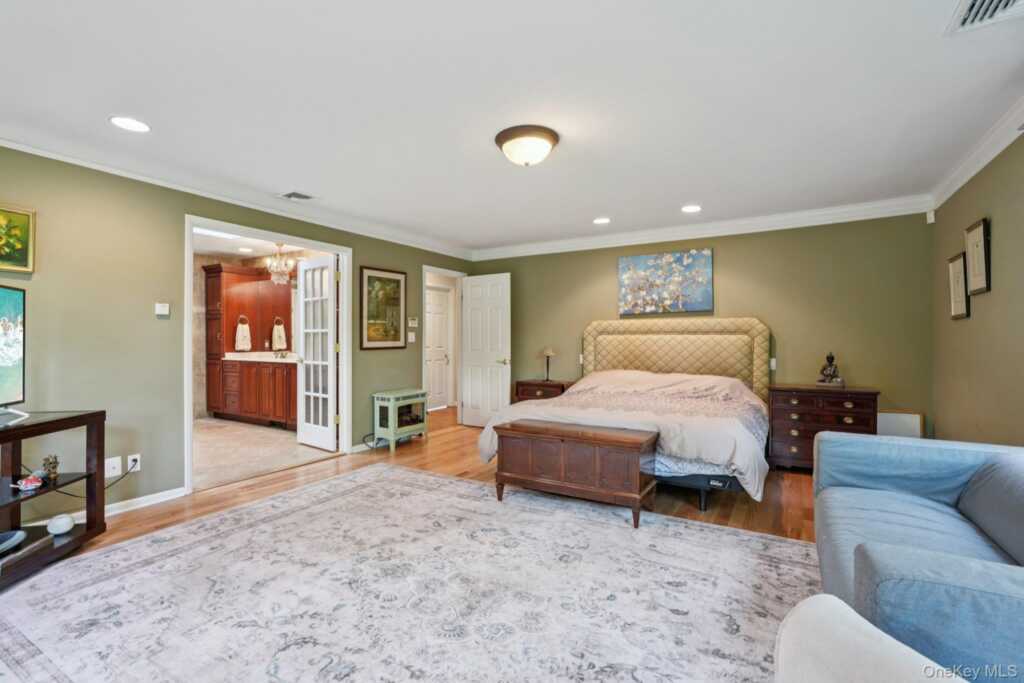 11 Old Phillips Hill Road, New City, NY 10956 - Photo 18 of 44