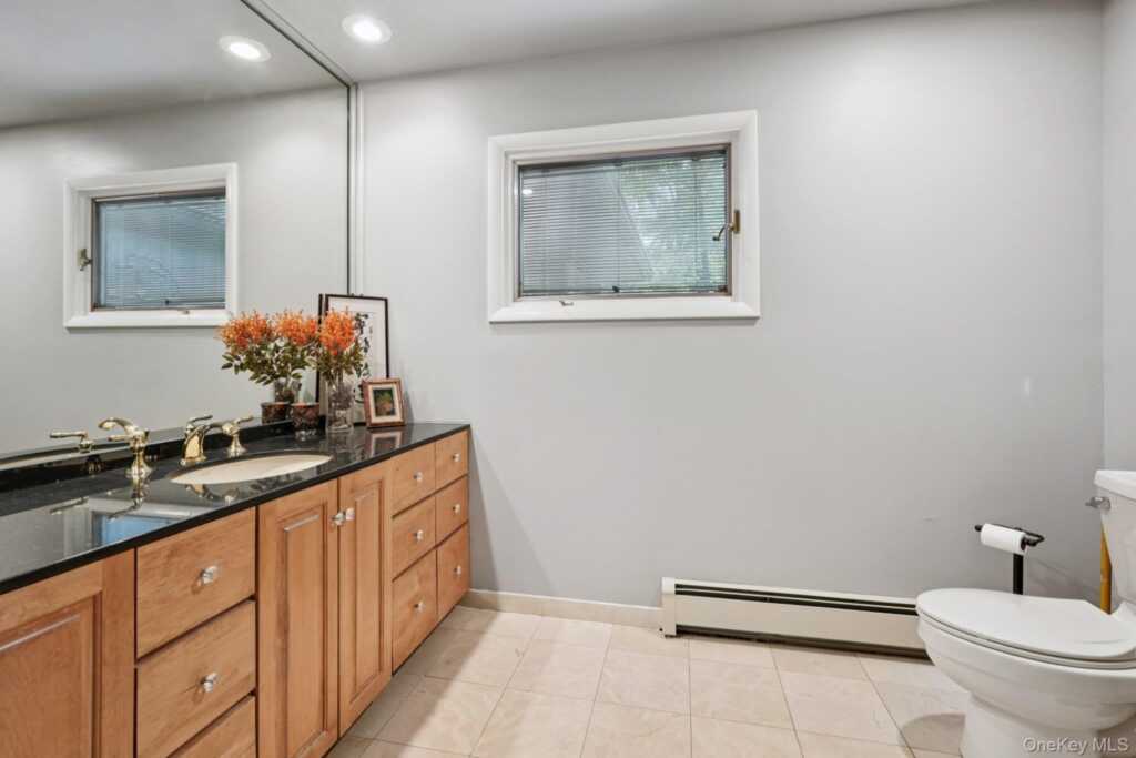 11 Old Phillips Hill Road, New City, NY 10956 - Photo 27 of 44