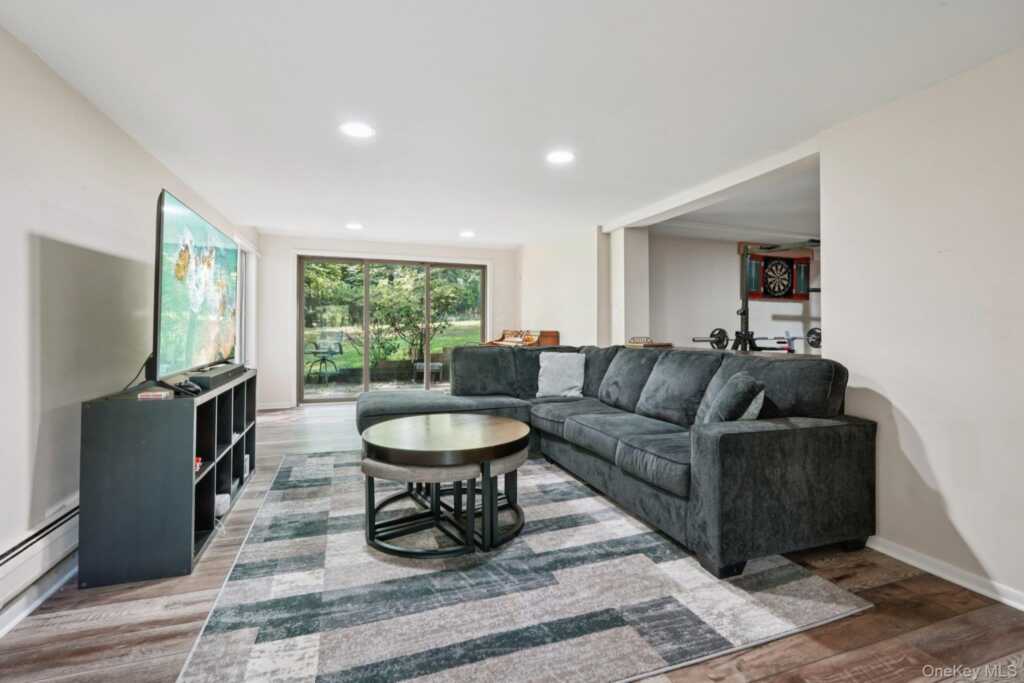 11 Old Phillips Hill Road, New City, NY 10956 - Photo 30 of 44