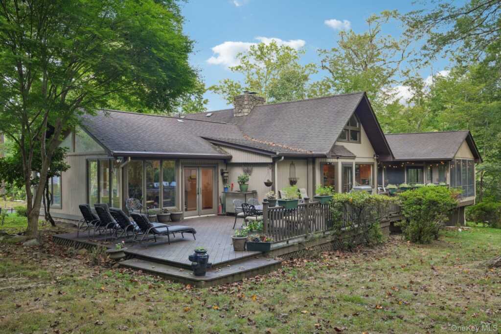 11 Old Phillips Hill Road, New City, NY 10956 - Photo 36 of 44